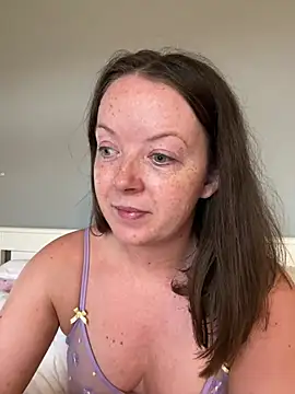 ScottishGymBunny naked strip on webcam for live sex chat