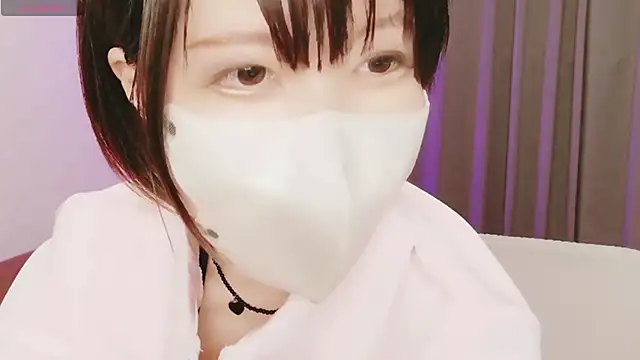 Minyami- naked strip on webcam for live sex chat