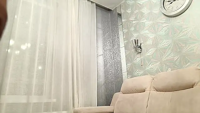 Leaders_sex naked strip on webcam for live sex chat