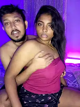 Trending_Couple naked strip on webcam for live sex chat