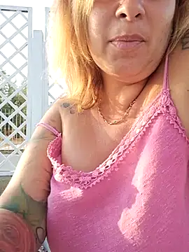 Zoe_87 naked strip on webcam for live sex chat