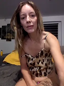 Ana-ya16 naked strip on webcam for live sex chat