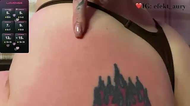 AuraVixxen naked strip on webcam for live sex chat