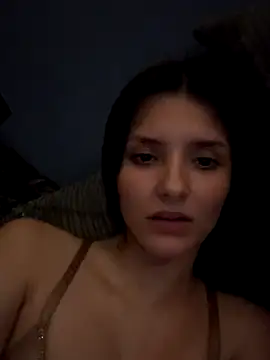 Naughty_CrystalXX naked strip on webcam for live sex chat