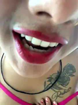 Nishababybaby naked strip on webcam for live sex chat
