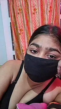 SofiaLeo naked strip on webcam for live sex chat