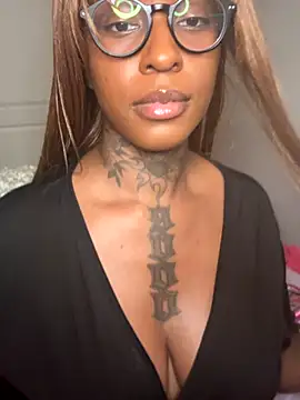 MistiSavannah naked strip on webcam for live sex chat