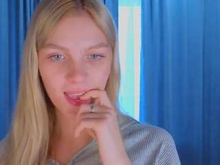 SusanSanders nude sex chat in adult Live Sex Chat Room