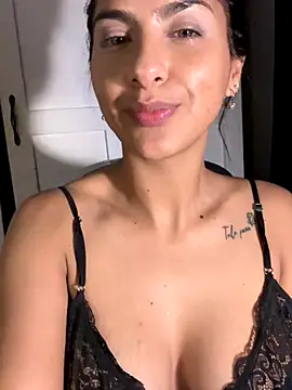 Chicachocolate01 naked strip on webcam for live sex chat