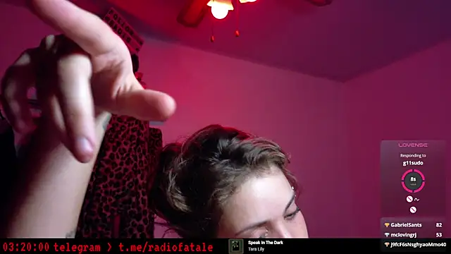 Radiofatale naked strip on webcam for live sex chat