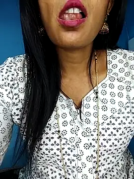 Deepa_kannadatelugu naked strip on webcam for live sex chat