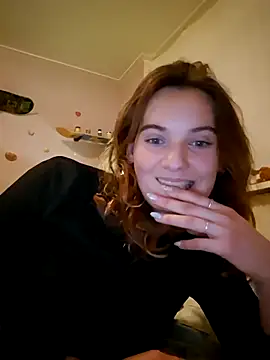 SweetCandyy69 naked strip on webcam for live sex chat