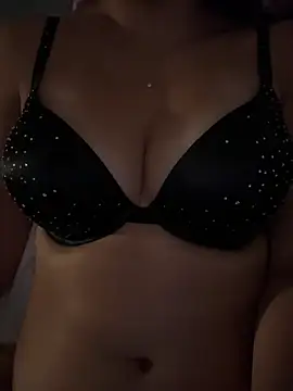 Soykittyy444 naked strip on webcam for live sex chat