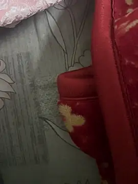 Svnqueen naked strip on webcam for live sex chat