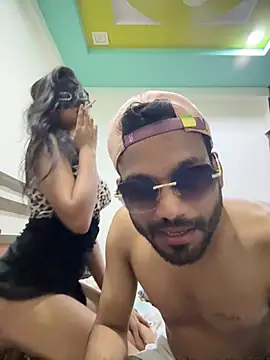 Crazy_Sizzler naked strip on webcam for live sex chat