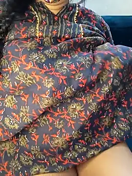 SSiya- naked strip on webcam for live sex chat