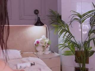 ErikaMoan nude sex chat in adult Live Sex Chat Room