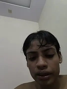 Saxywoman naked strip on webcam for live sex chat
