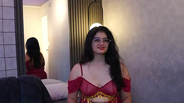Madison_Flame naked strip on webcam for live sex chat