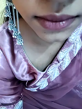 Pihustudentno1 naked strip on webcam for live sex chat